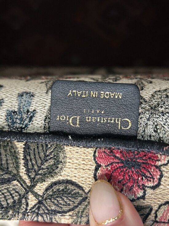 Dior Christian Dior Book Tote, Large - Picture 9 of 16